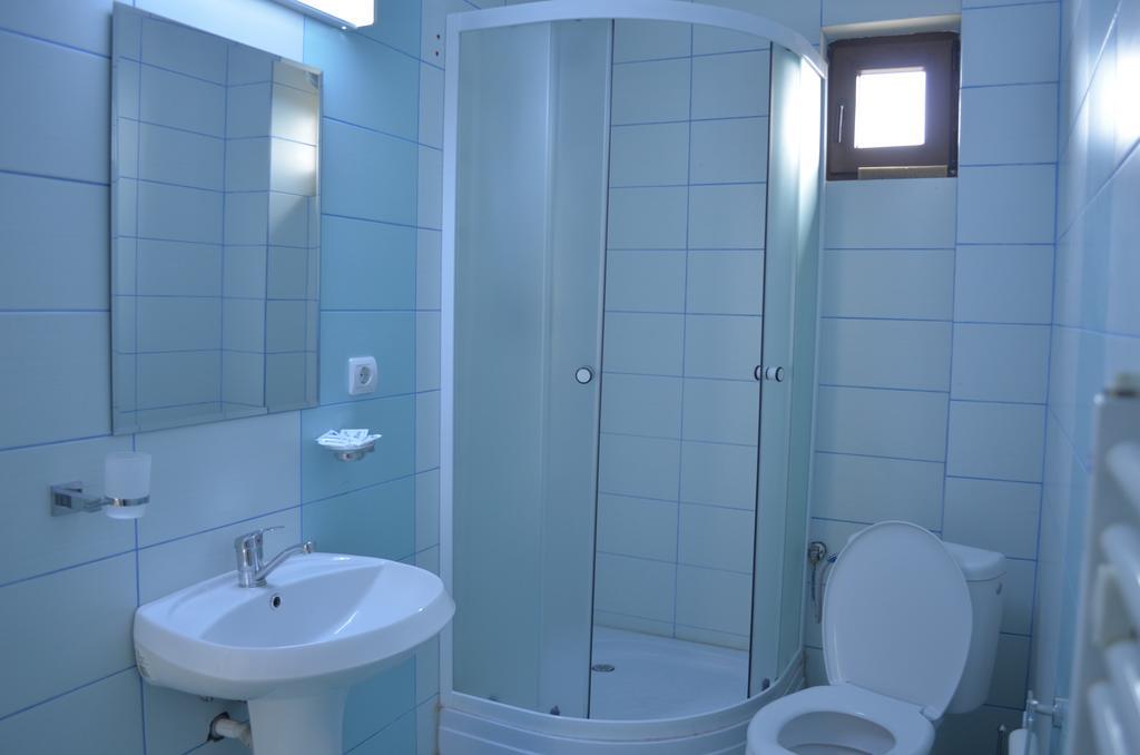 Perla Muntilor Hotell Ranca Exteriör bild